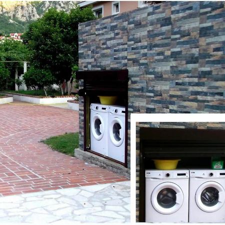 Carine Garden Daire Risan Dış mekan fotoğraf