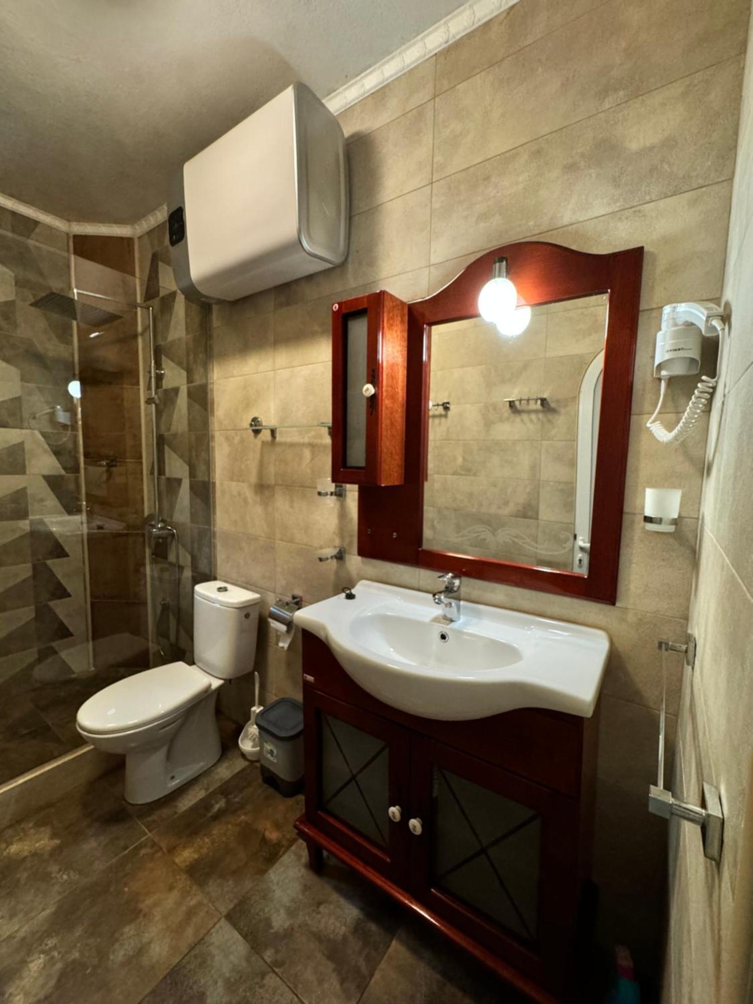 Carine Garden Daire Risan Dış mekan fotoğraf