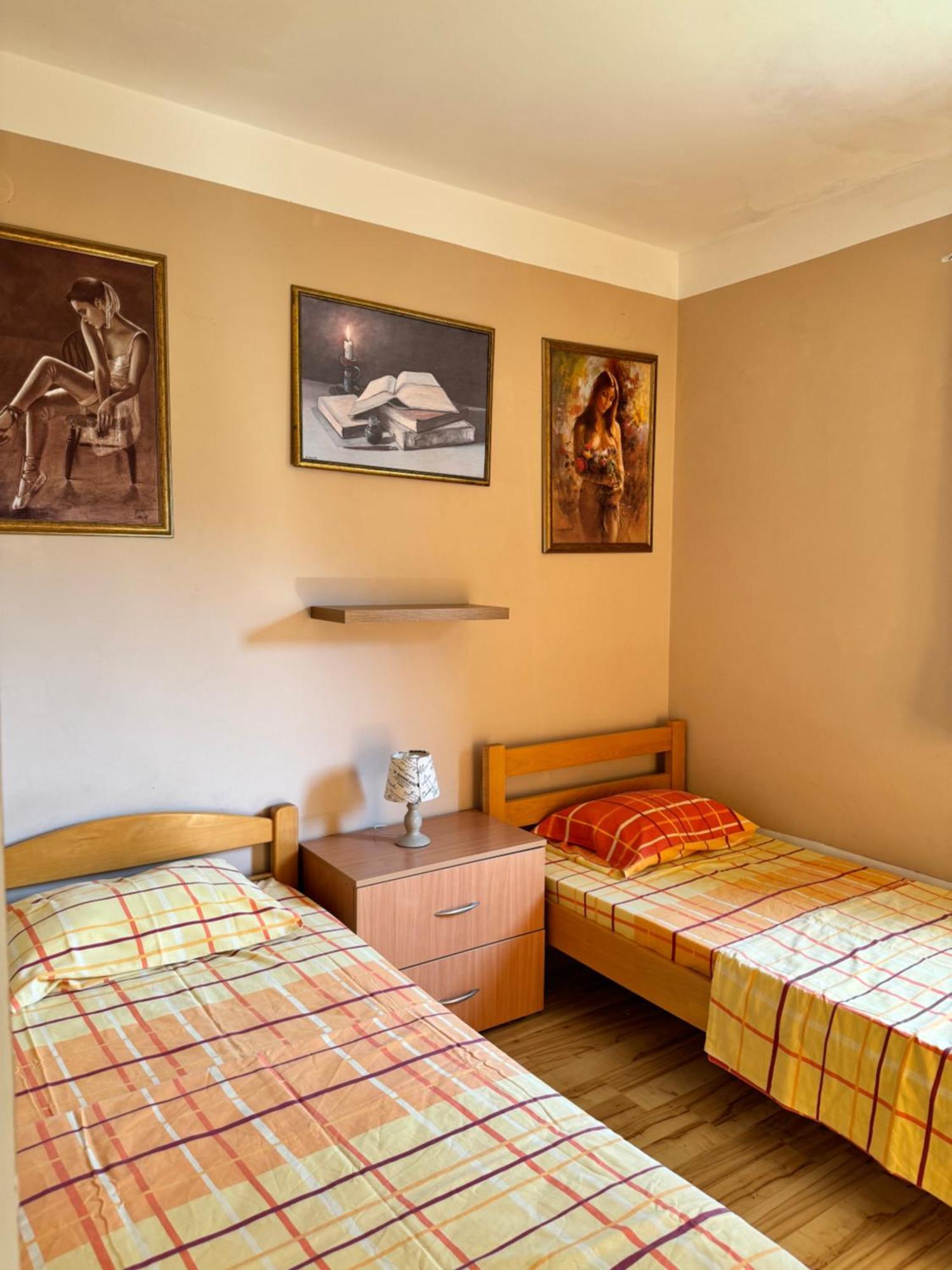 Carine Garden Daire Risan Dış mekan fotoğraf